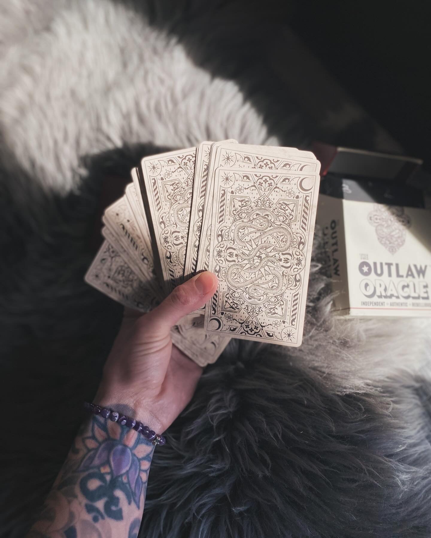 The Messenger Intuitive Guidance reading