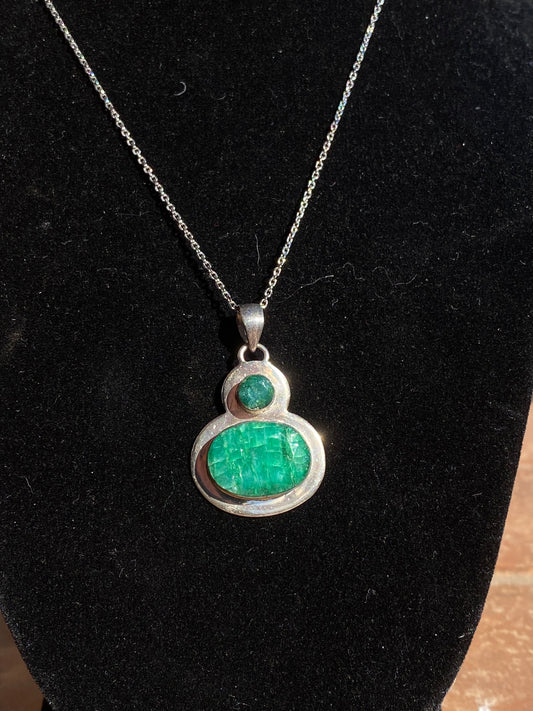 Emerald necklace, emerald pendant, crystal, crystals, sterling silver, sterling silver and emerald, double emerald, 
