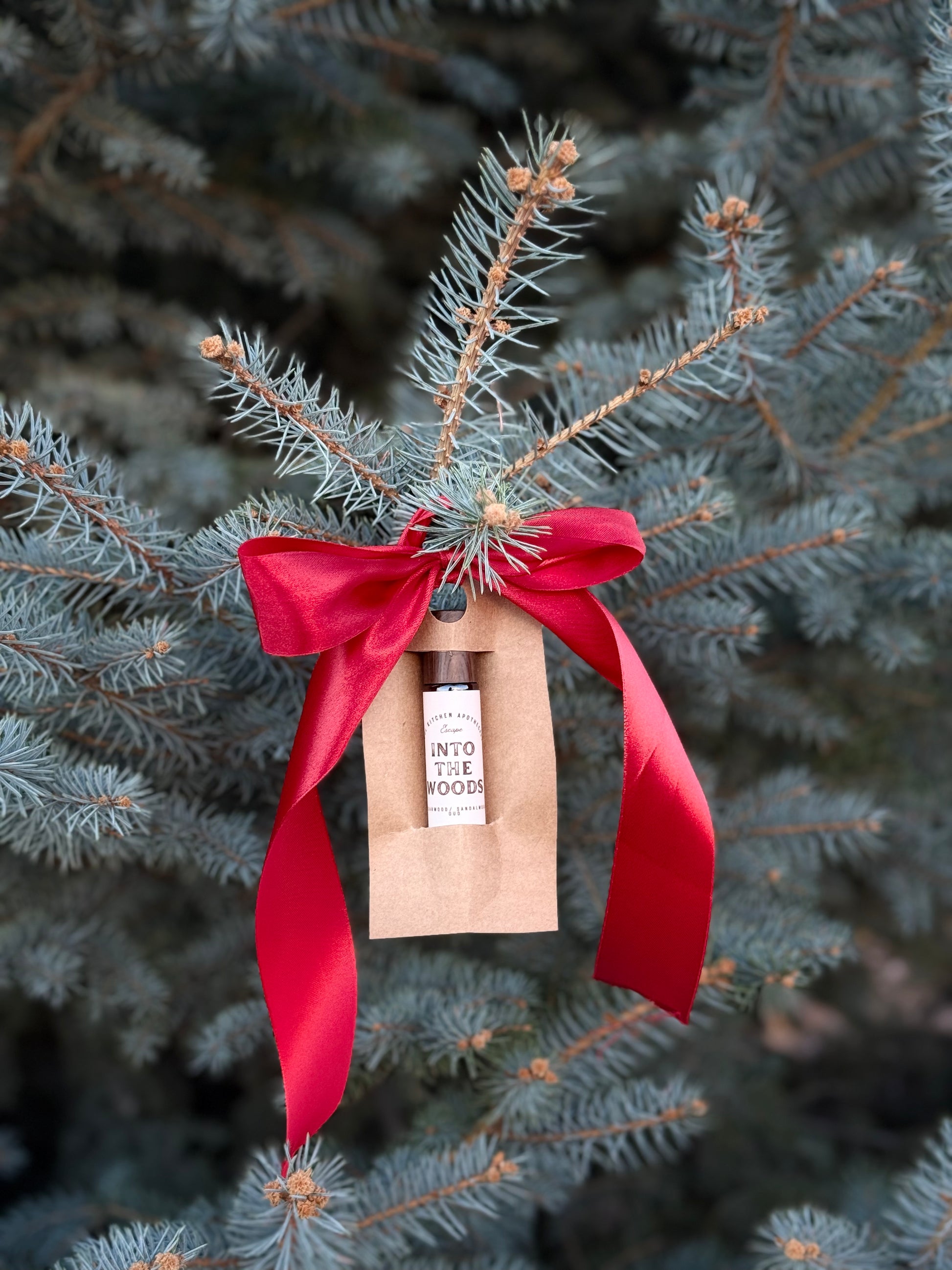 Gift, perfume roller, into the woods 